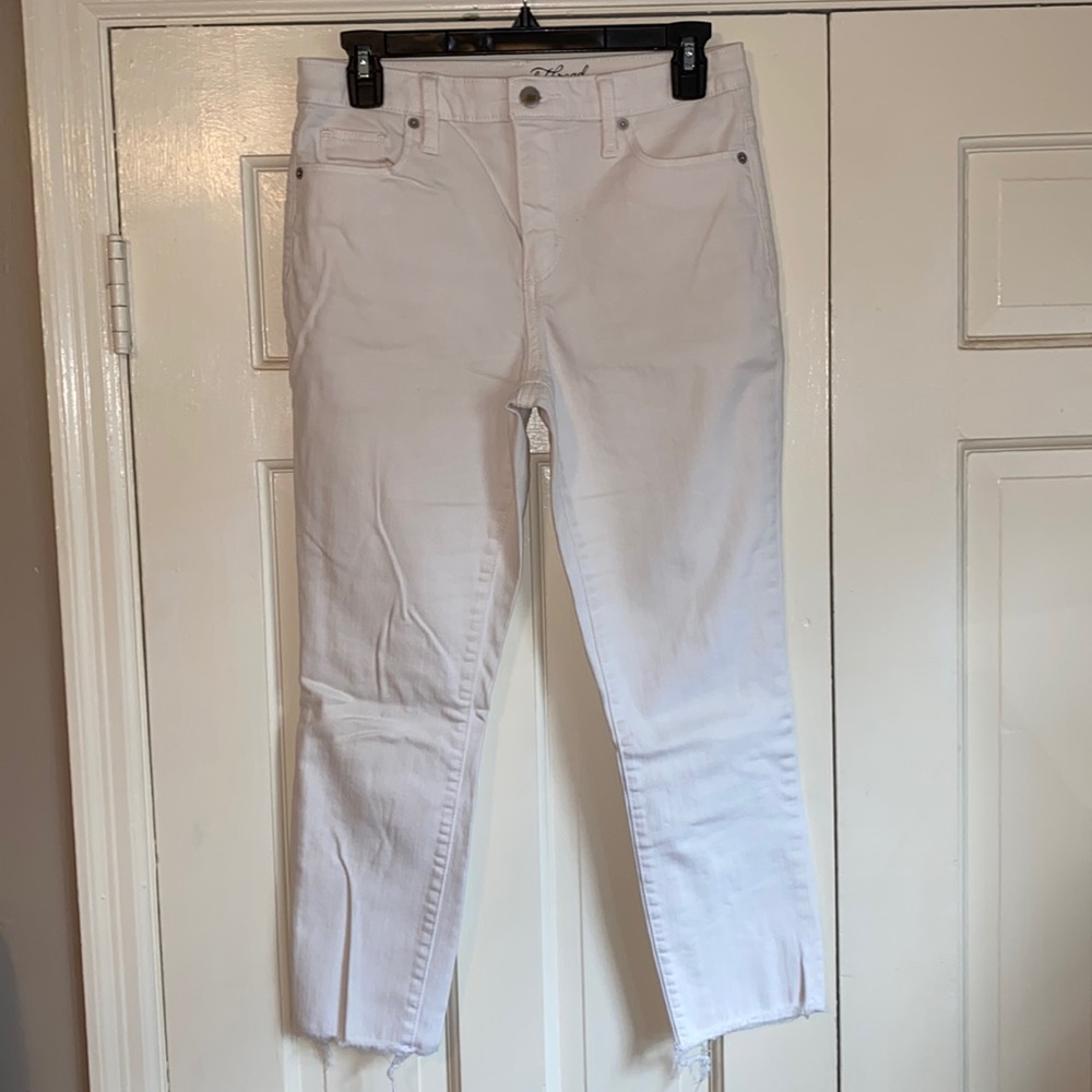 Universal Thread white ankle jeans